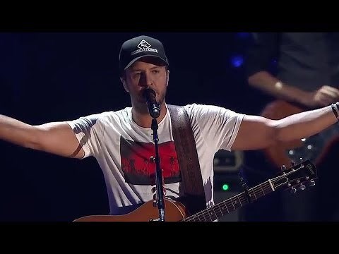 Luke Bryan and Keith Urban Huntin Fishin and Lovin Everyday