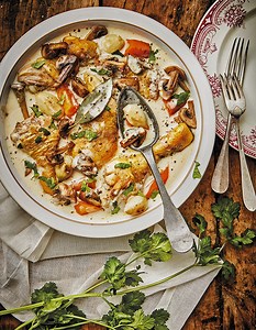 Blanquette de poulet pour 6 personnes - Recettes - Elle à Table