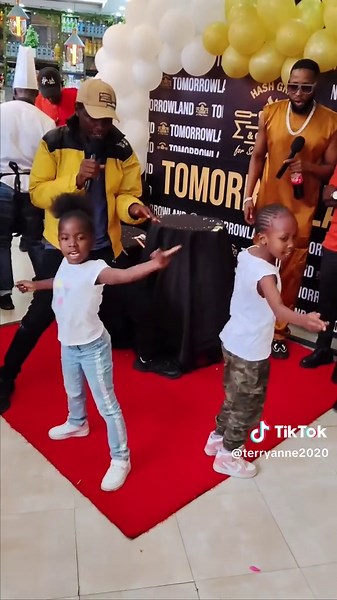 Cheering Squad Dance Performance with Terry Anne