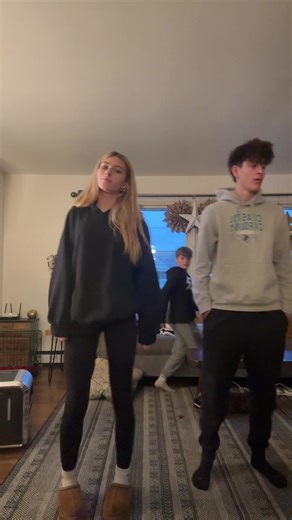 sooo lowk chaotic! #brother #dance @Bently Davis