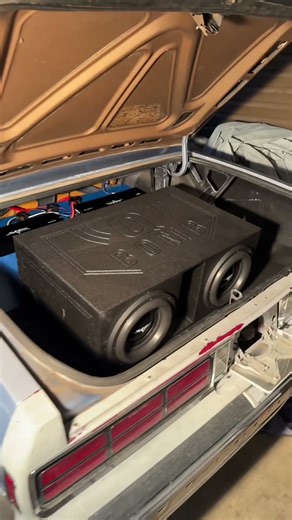 Custom triple woven mesh grill made by yours truely ‪@customcargrills‬ #customgrill #boxchevy