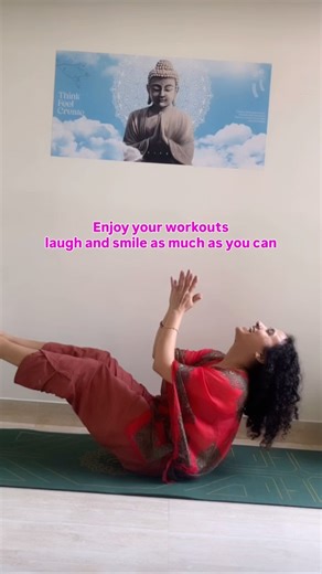 Who Said Workouts Have to Be Serious? Fun Core Flow for Strength & Joy #corechallenge