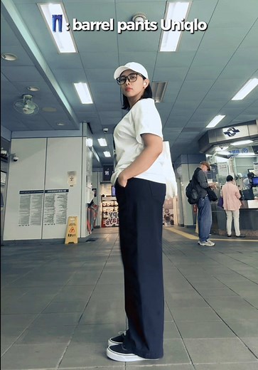 Barrel pants Uniqlo: streetwear outfit ideas