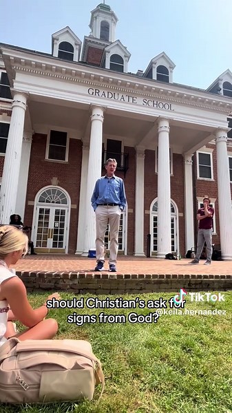 Should Christians Ask for Signs from God?