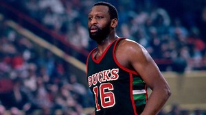 Legends Profile: Bob Lanier