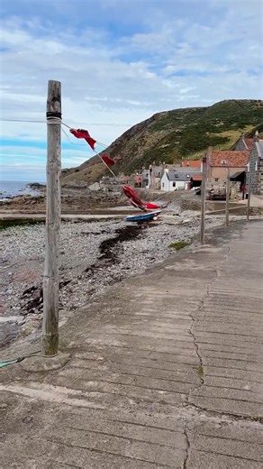 Welcome to Crovie, Aberdeenshire, Scotland 🏴󠁧󠁢󠁳󠁣󠁴󠁿 | A Scots Eye View