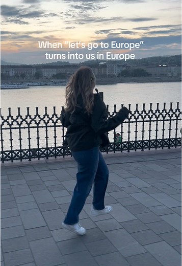 Hailey vlogs sur TikTok