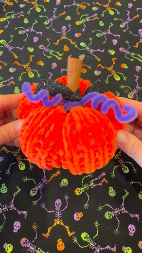 🎃 Spooky Halloween Knit Pumpkin! #fiberfluxknitting | Fiber Flux