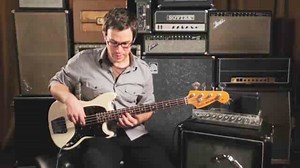 How to Play a C Minor Triad on Bass Guitar