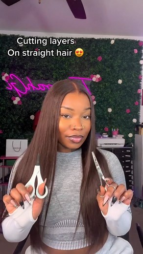 Cutting layers on straight hair🤎🤎take your time and trust the process😚 Get what you know about hair and wigs😜 . Stay tuned for more🙌 DM for wig link💃 #linkinbio Brown wig: https://bit.ly/42G5eoG ------------------------------ Wig experts and hair factory owners🤍 #haircut #layers #LayeredHaircut #CurlsOnFleek #HairTransformation #HairFashion #HairMagic #HairAddict #InstaHair #HairEnvy #HairStyling #HairGameStrong #HairGoddess #HairObsession #wigtips #brownhaircolor | Wig Tutorials