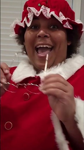 Mrs. Claus Lost Her Glasses #ZZKidTV #googoocolors #googoogaga #shortvideo #kidsvideo