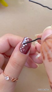 147K views · 2.2K reactions | Easy dot nail art design #nailart #nailartdesign #nailarttutorial #easy #easynailart #beginnersnailart #thebeautyallure | The Beauty Allure | Facebook