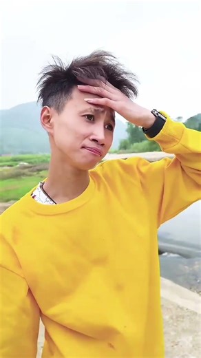 unexpected bike prank 😂😊#trendingshorts #youtubeshorts