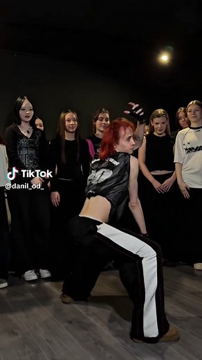 Mastering Strut Dance Moves in Jazz Funk