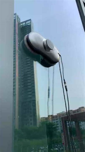 High-Tech Smart Electric Window Cleaner Remote Control Cyclone Robot with Brushless Motor Eco-Friendly Design for Household Use