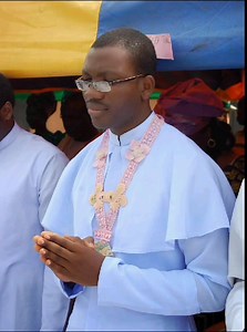 Make una help me catch the person wey do me this thing. It's almost a year now, I never still catch am! #fadakaymedia #catholic #catholicchurch | Fada Kay Media