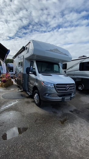 Meet the ALL-NEW Isata 3 24FW Freedom Edition! This 24'7" full wall slide offers a large, open-concept living area. This floorplan features a queen size bed, large wardrobe and pantry, standard booth dinette, a fully equipped kitchen, and a full bath. MSRP Starting at $208,919 #DifferentByDesign #Dynamax | Dynamax Motorhomes