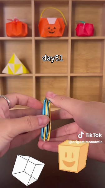 ASMR Collection! Twist this cube #origamiasmr #asmr #asmrcrafts #origamichallenge #origamitutorial