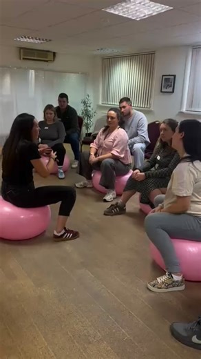 ✨ Nearing the finish line of pregnancy? You don’t have to do it alone. ✨ Your birthing besties are here to guide you through those final weeks of pregnancy, labour, birth, and the early postpartum days. If you’re ready for support that feels like a hug, message us or book through the link in our bio! 🧡🍼 #BirthSupport #PregnancyJourney #LabourAndDelivery #PostpartumCare #BirthTeam #ExpectingMamas | The Beautiful Birth Company