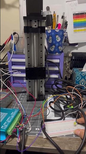 I made a ball-screw linear actuator controlled by two buttons using an arduino. #homeprojects #