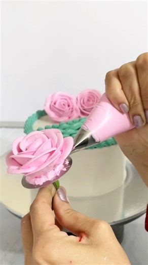 33K views · 253 reactions | Beautif Pink Rose Piping For Cake Decoration! #fbreel #reelsviralシ #videoviralシ #trendingreel #Amazing #beautiful #flowers | Dessert Studio | Facebook