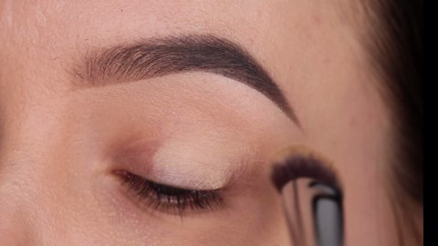 5 MINUTE Soft Spring Eye Makeup Tutorial