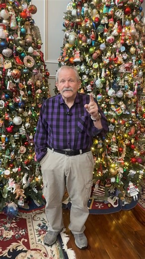 Merry Christmas, friends. I’m so grateful to be part of your holiday traditions and homes. Wishing you a season filled with love, warmth, and meaningful moments! #MerryChristmas #HolidayTraditions #GratefulHeart #JimShore #ArtOfTheSeason | Jim Shore