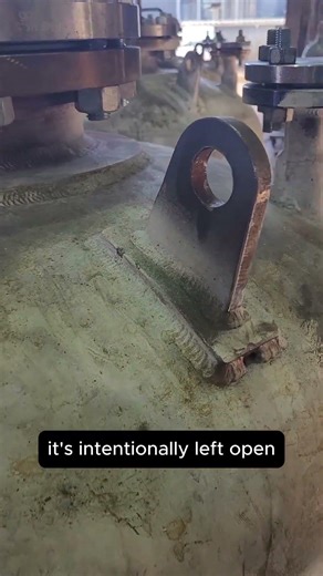 why is it left open? | lifting lug #welding #drawing #engineering