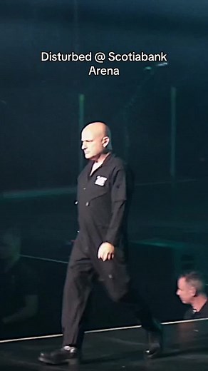 Disturbed Concert Video: Down with the Sickness Live