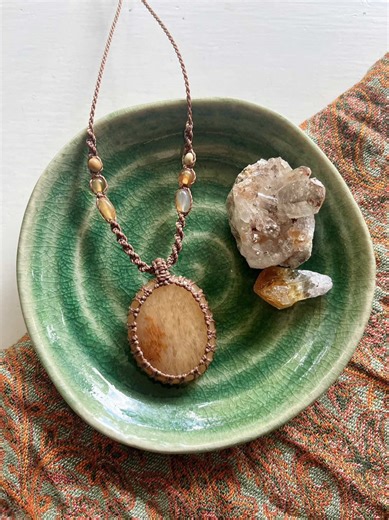 New necklaces available on my Etsy Shop! 🌿🧚🤍 I’ve just added these 4 beautiful macrame necklaces to my shop! It’s always exciting adding more pieces for you all to see! I handmade each of these macrame necklaces using natural gemstones. The necklaces are adjustable in length, therefore you can adjust them to suit whatever you’re wearing. Check them out on Etsy under Sacred Dragonfly X 🤍🧚 #macramejewellery #naturalgemstones #naturalcrystals #handmadejeweller