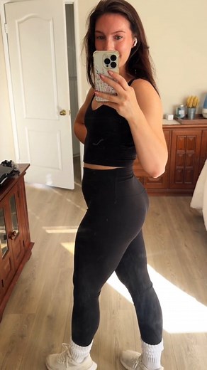 Start your day with a workout with The DB Method! ✨🍑 _______________ #DBMethod #fyp #fittok #exercise #homeworkout | The DB Method