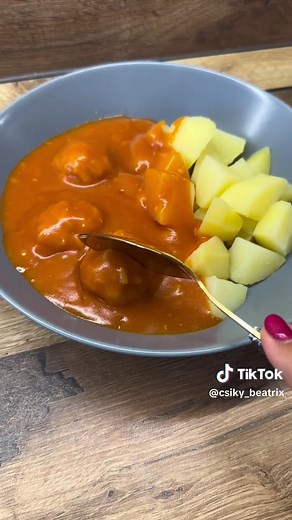 Menzás paradicsomos húsgombóc recept | Csiky Beatrix