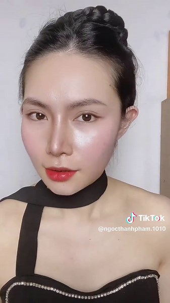 Ai bò liếm bơi hết zooo nha 😗#LàmĐẹp #reviewlamdep #felinwel #review #fyp