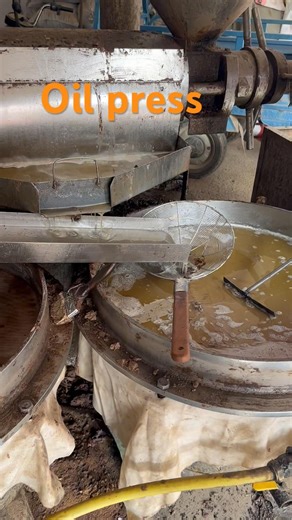 A good oil press machine can ensure a high oil yield, more thorough oil.#machine #factory #foryou