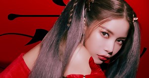 MAMAMOO’s Solar Drops New Album Making Preview Video