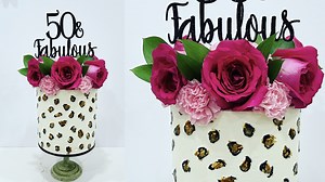 👉🏼Click on the link for the full version: https://youtu.be/F9XFSVybhVg In this quick tutorial, I will show you how easy it is to paint a leopard print pattern on buttercream using edible paint. I also placed beautiful roses on top of the cake and finished the look with a personalized cake topper. Have a look down below for the buttercream recipe that I use. 👉🏼TOOLS I USE IN THIS VIDEO: Cake topper: https://www.etsy.com/ca/listing/1060493485/50-and-fabulous-cake-personalized-name?ref=shop_hom