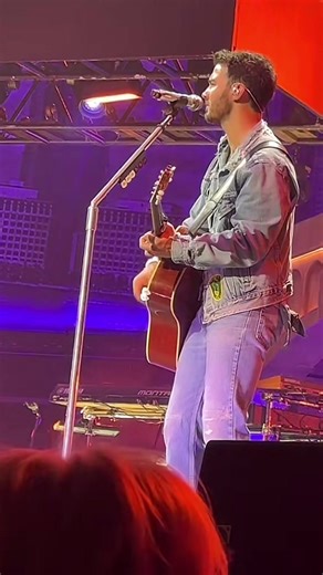 Kevin Jonas Fans Unite: Melting Over Vacation Eyes!