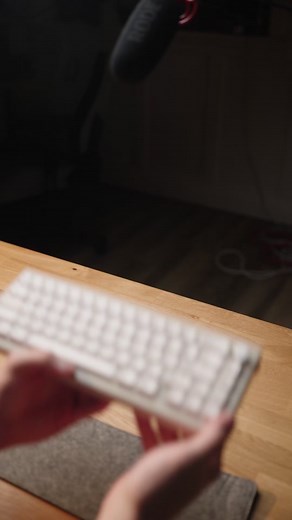 Ceramic keycaps are the easiest way to get you board to thock! #customkeyboard #keyboardbuild #keyboardasmr #keyboard