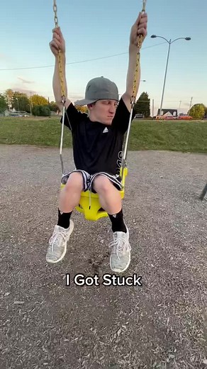 Struggling Man Falls into Water - Hilarious Fail Moment