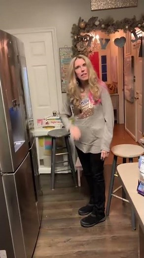 Hey mom I just "peed" on the floor