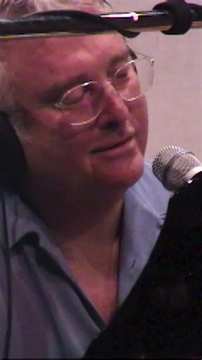 🎶 NOW PLAYING: Randy Newman "You Can Leave Your Hat On" on KCRW