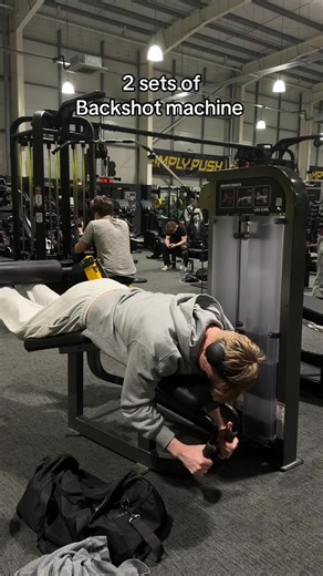 Backshot machine #fyp #gym #bodybuilding #gymtok #exercise
