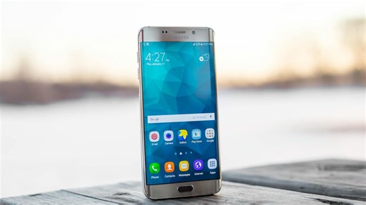 Meghátrált a Samsung: örülhet mindenki, akinek régi Galaxy telefonja van