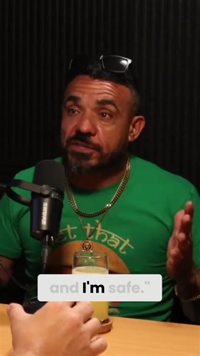 Some days the mirror talk hits different — “I’m healthy, I’m wealthy, I’m sexy, I’m safe.” ✨ Say it enough and your brain starts building a life that matches the words. We’ve all dipped into that lack mindset now and then… but the power is in not letting it rule you. Shift the story, shift the reality. 🌱 #MindsetMatters #SpeakItIntoExistence #HealingJourney #SelfWorthWork #CreateYourReality #TheRippleEffectPodcast