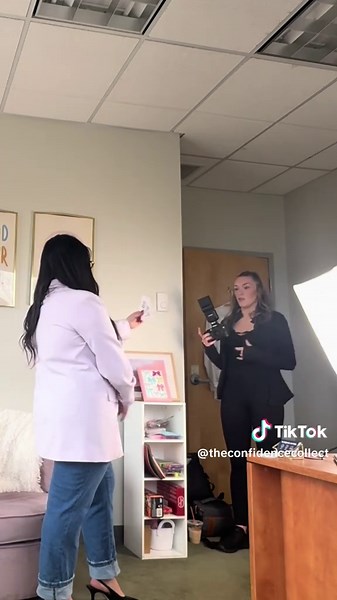 Behind the Scenes of a Photoshoot with Alexandria