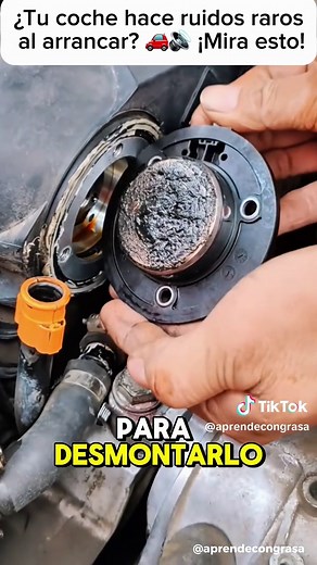 ¿Tu coche hace ruidos raros al arrancar en frío o ha perdido potencia? 🚗🔊 Esta pequeña pieza podría ser la culpable. Te enseño cómo limpiar la electroválvula de distribución variable (VVT) para solucionar problemas de encendido, consumo excesivo de gasolina y falta de fuerza en el motor de forma fácil y económica. 🔧 ¡Sígueme para más trucos y consejos de mecánica automotriz que te ahorrarán mucho dinero! 🛠️ #mecanica #autos #motor #valvulavvt #distribucionvariable