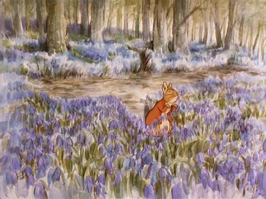 ピーターラビット™日本公式 on Instagram: "お花畑でくんくん・・👃 ベンジャミンは何かを必死に探しているようです。 #peterrabit #beatrixpotter#ピーターラビット #ピーターラビットのいる暮らし #ベンジャミンバニー"