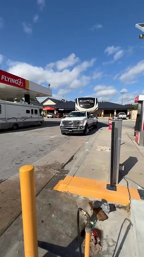 @campendium is one of our favorite RV apps. Link in bio | Campervan Life