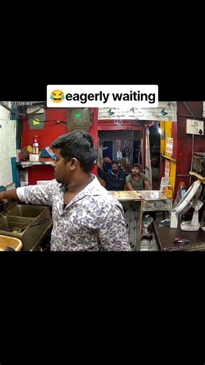 😂😂eagerly waiting#foodbussiness # #funny #viral #comedy