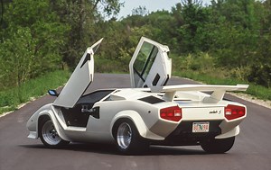 Tested: 1988 Prova Designs Countach Looks Like the Real Thing, But Isn't